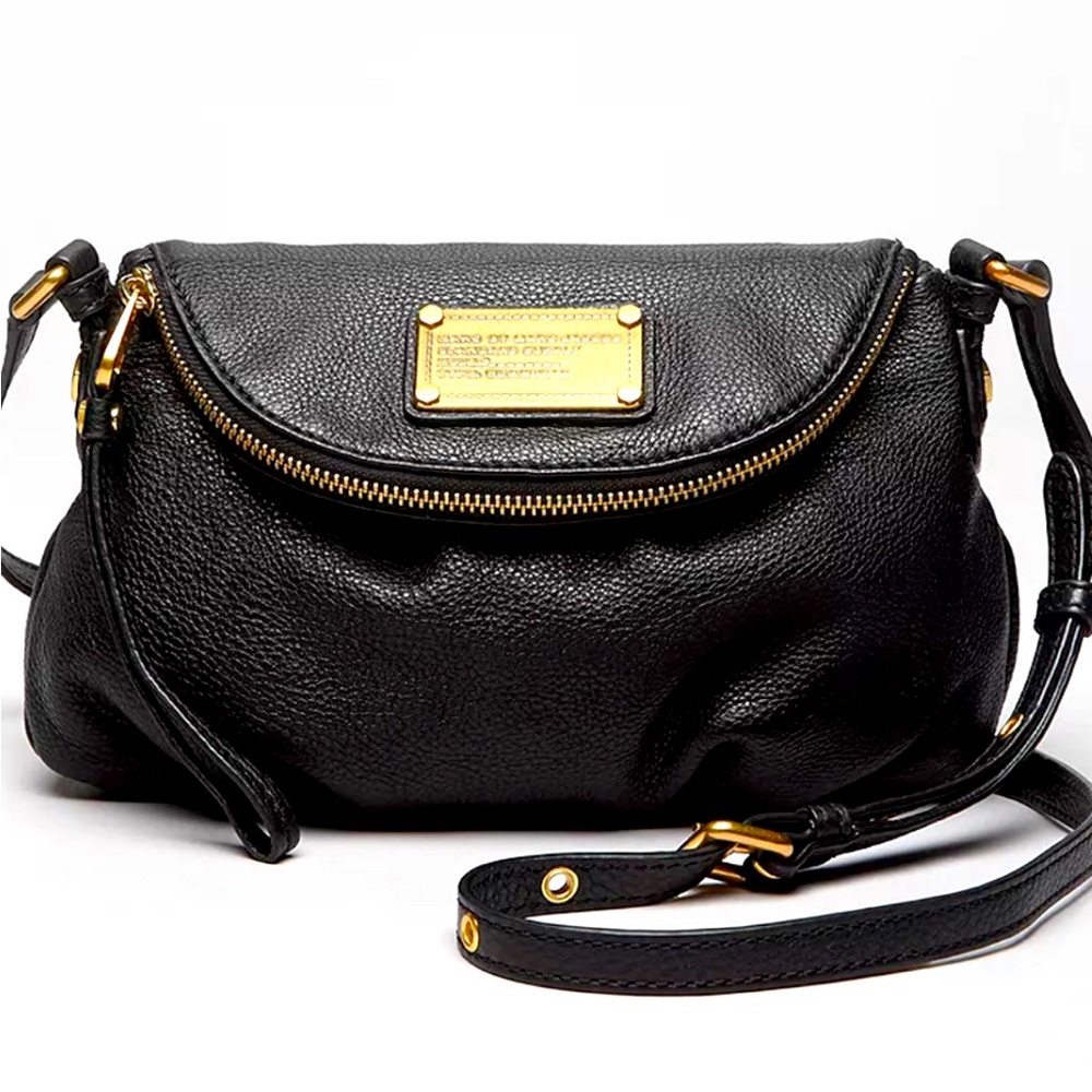 MARC JACOBS
Classic Q Mini Natasha Crossbody